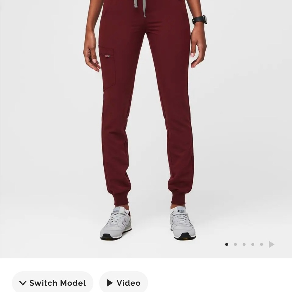 FIGS Women’s Zamora Jogger - Burgundy Size S